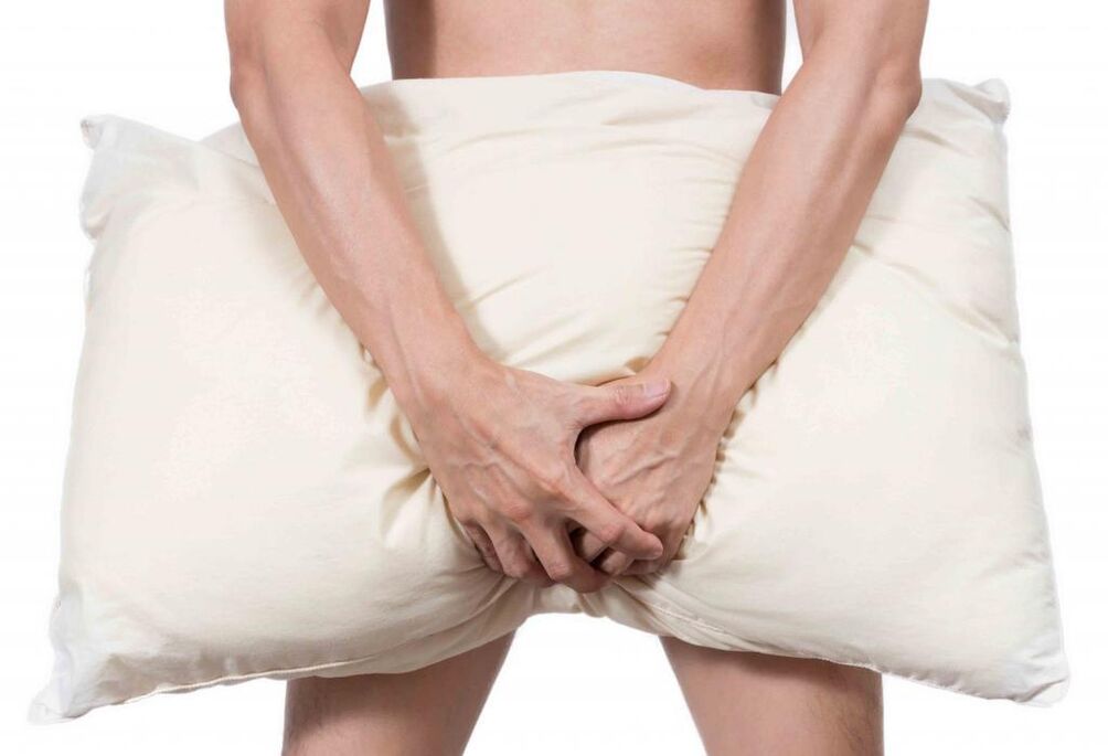 Lelaki melakukan sukan untuk meningkatkan potensi